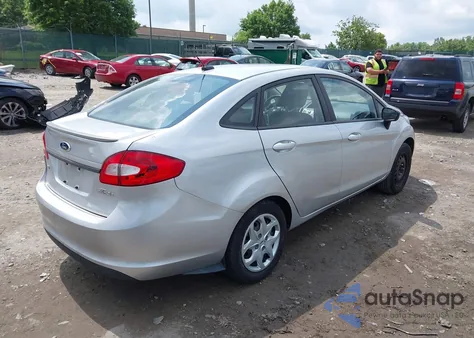 2012 Ford Fiesta Se z USA, uszkodzony, nr VIN 3FADP4BJ5CM104646